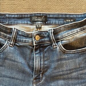 Judy Blue Women's Jeans in Classic Blue Style 116380. Great Condition. Size 9.